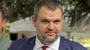 Делян Пеевски: Нека пречистващата сила на Възкресението ни даде заряд да работим заедно с хората за една по-добра България