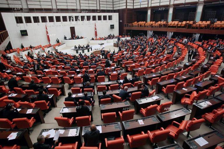 Комисията по външните работи на турския парламент одобри законопроект за