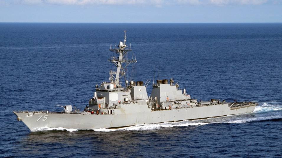 Корабите на американския флот поддържат редовно присъствие в Черно море,