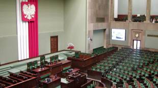 Полският парламент одобри с голямо мнозинство правителствения проект за изграждане