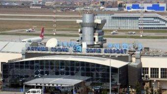 200 пътници са блокирани на Летище София, съобщи . Блокираните хора