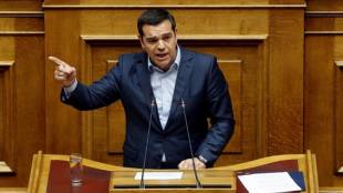Решението беше обявено от Алексис Ципрас който настоява че премиерът