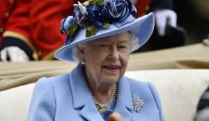 Кралица Елизабет Втора участва в специална церемония С нея беше