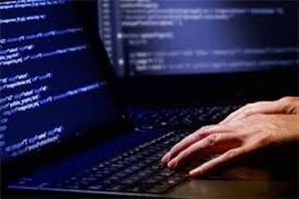 16-годишно момче от Оксфорд е обвинено, че ръководи кибер престъпната