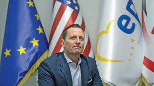Бившият пратеник на САЩ за диалога между Белград и Прищина