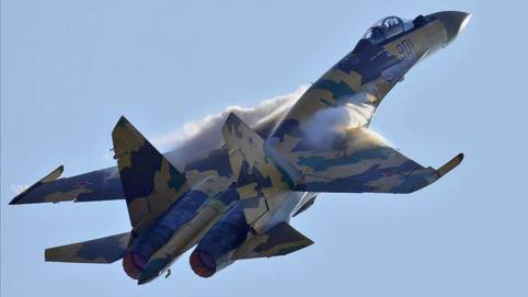 Изтребител Су-35 на руските въздушно-космически сили откри и унищожи радиолокационна