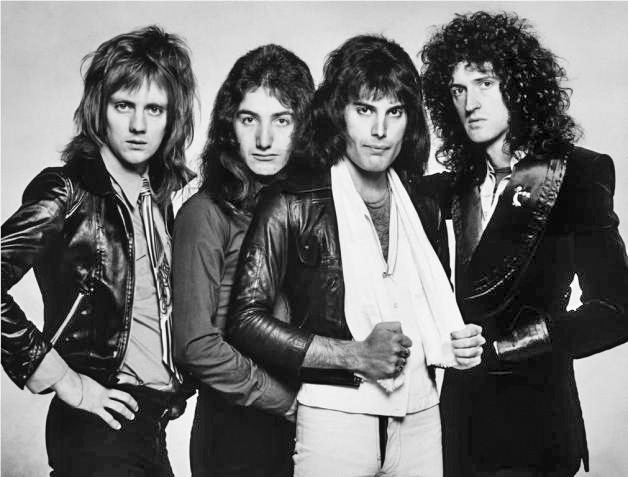  Queen запазват петото място сред най-продаваните артисти и през 2019 година.