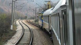 Преустановено е движението на влакове в гара Пловдив поради спукан