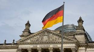 Украинският посланик в Берлин призова Германия да обещае оръжейни доставки на страната му