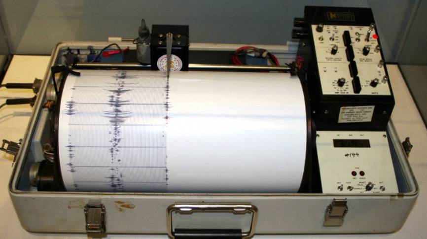 Земетресение с магнитуд 5,6 беше регистрирано край бреговете на Аляска.
