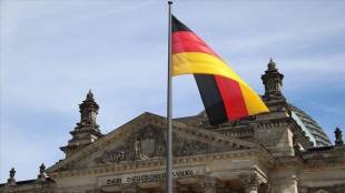Германското правителство е поискало допълнителни разяснения около скандала с шпионирането