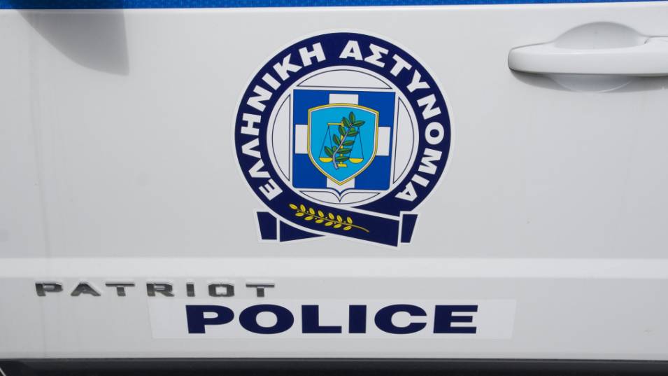 Гръцките власти арестуваха двама румънски граждани за сексуална злоупотреба с