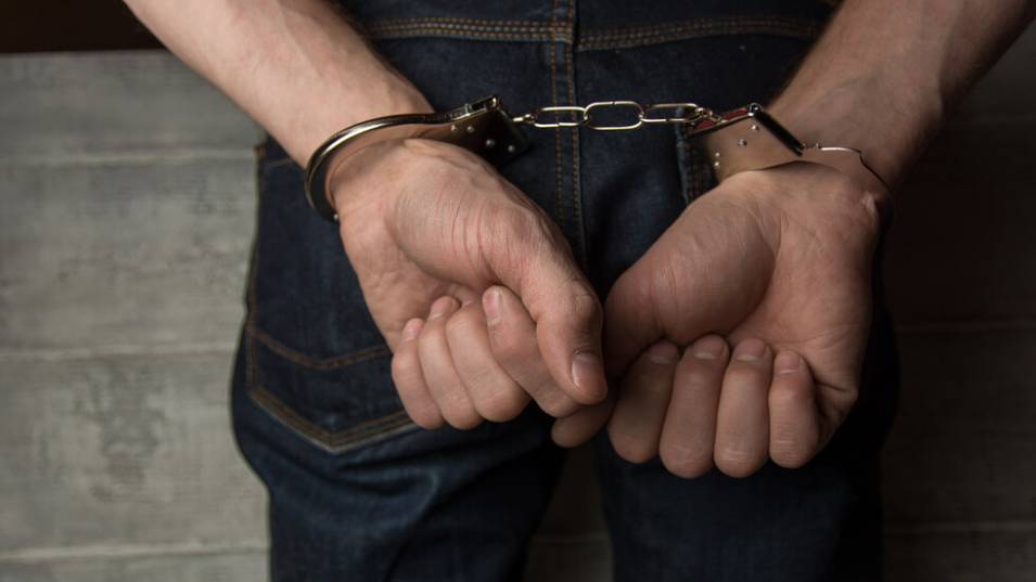 Служители на полицията в Кюстендил са задържали 53-годишен гражданин на