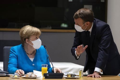 Германия и Франция възнамеряват да залагат на продължаването на диалога