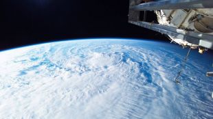 Руските космонавти на Международната космическа станция МКС отпразнуваха превземането на