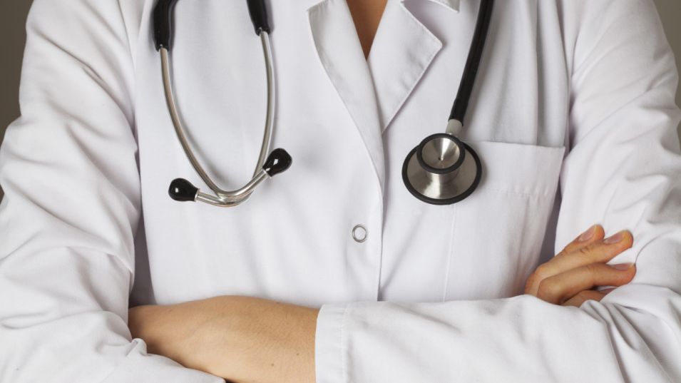 Гръцкото правителство реши да мобилизира лекари от частния сектор, за