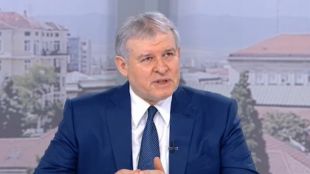 Председателят на СДС Румен Христов заяви пред БНТ че ГЕРБ СДС