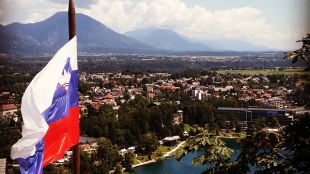 Националният съвет на Словашката република гласува вот на недоверие към