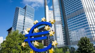 Европейската централна банка ЕЦБ преразгледа силно низходящо прогнозата си за