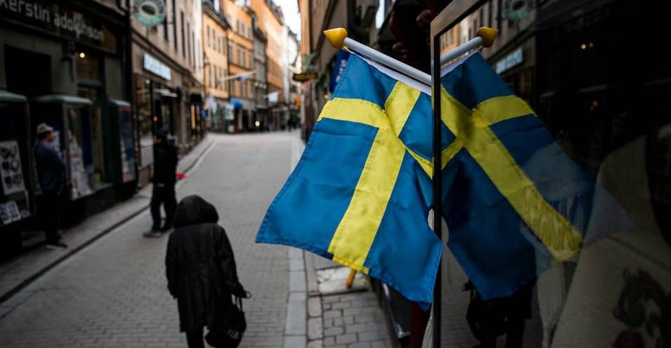 Шведският премиер призова днес жителите на страната да потребяват по-малко