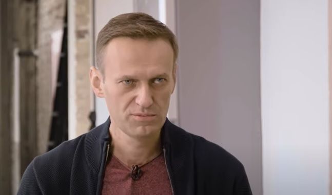 Един от лидерите на руската опозиция Алексей Навални почина вчера,