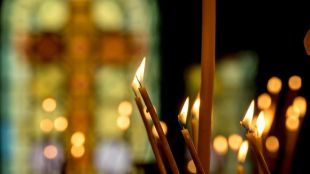 Българската православна църква отбелязва Въведение Богородично Ден на православната християнска