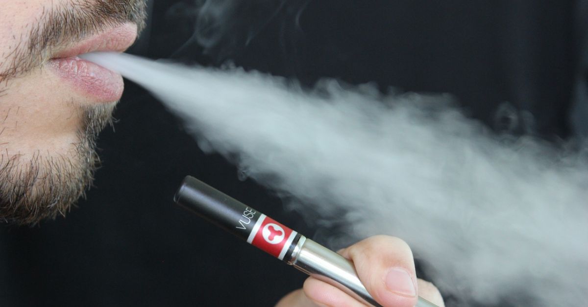 Пушачи в Англия ще получат безплатни електронни цигари за отказване