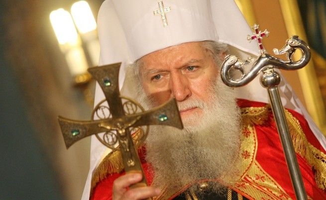 Състоянието на патриарх Неофит е стабилно и под контрол, каза