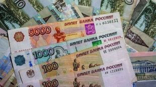 Русия продава ежедневно валута на стойност 121 83 милиона долараРуска рубла