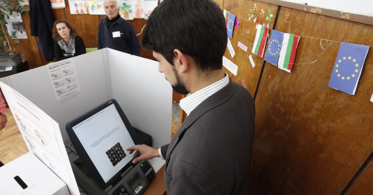 Мъж от Хасково е гласувал четири пъти (Видео)