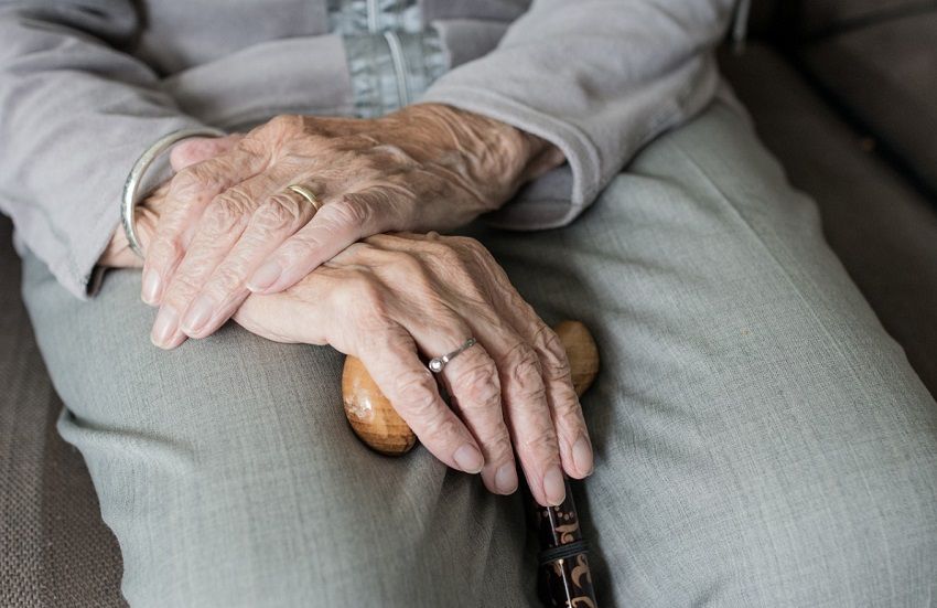 87-годишна жена, която не е отоплявала дома си, защото се