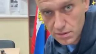 Близки на руския опозиционер Алексей Навални медици включително личният му