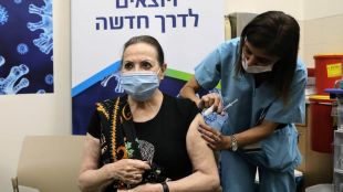 Водещ израелски лекар смята че страната може да е близо