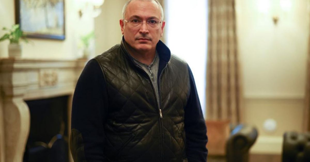 Събирането организирано от ХодорковскиРуската полиция задържа около 200 души, включително