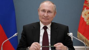 Руският президент Владимир Путин възложи на правителството и администрацията си