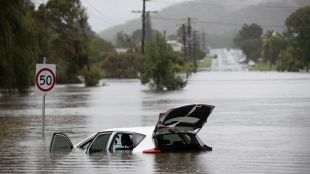 Над 18 000 души са евакуирани от австралийския щат Нов