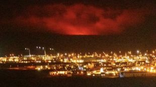 Вулкан изригна в Югозападна Исландия Изригването е станало близо до