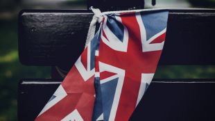 Великобритания забрани цялостния износ от сектора си на услугите за