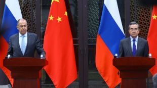 Министрите на външните работи на Руската федерация и Китайската народна