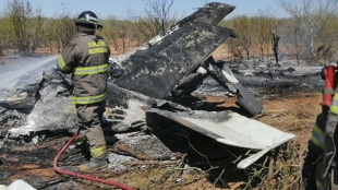 Пътуващ за Аризона малък самолет се разби в северния мексикански