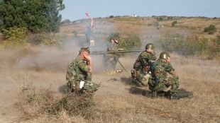 Полево лагерно обучение на артилерийските формирования от състава на Сухопътните