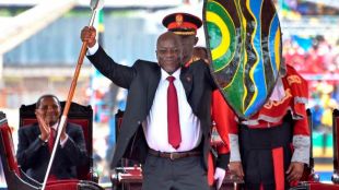 Мистерия с президента на Танзания Повече от две седмици държавният