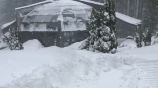 В истински снежен капан попаднаха петима души във Врачанския балкан