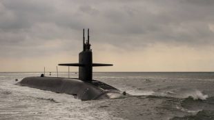 Китай се приближава до създаването на технология за лазерно задвижвани бързи стелт подводници