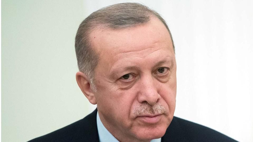 Турският президент Реджеп Тайип Ердоган изпробва най-новия прототип на първия