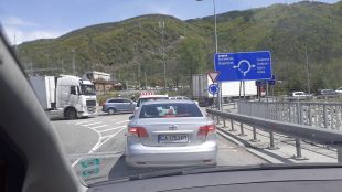 Краят на автомагистрала Струма край Благоевград при пътен възел Благоевград ЮГ