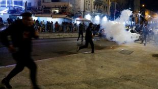 Безредици избухнаха снощи в Стария град на Йерусалим Полицията се