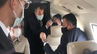 Самолет с турски министър на борда се повреди във въздуха