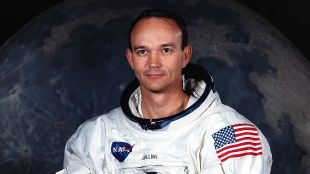 Американският астронавт Майкъл Колинс член на Аполо 11 първата пилотирана