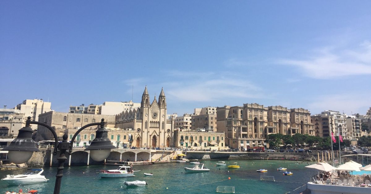 В Малта, където броят на заразените с коронавируса намалява, след